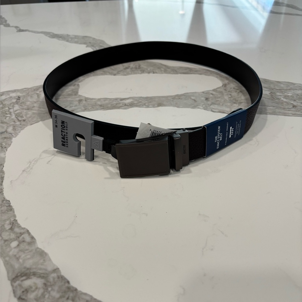NWT Kenneth Cole reaction Black/ Brown reversible belt‎ size(M) 34/36